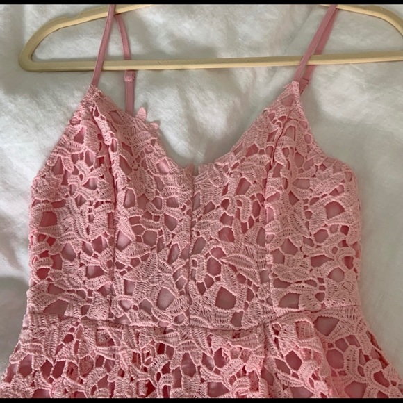 ASTR the Label Lace A Line MIDI dress - Picture 6 of 6